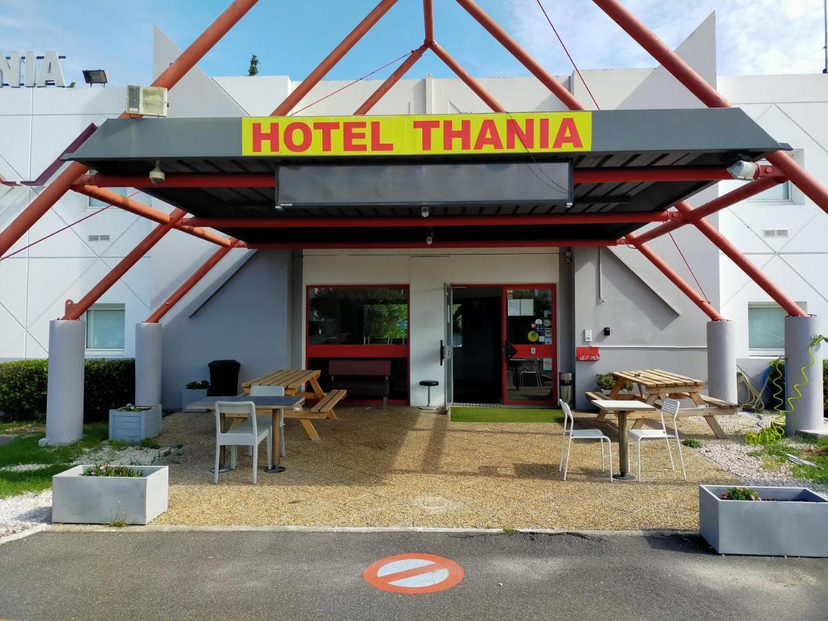 Hotel Thania Frontignan ภายนอก รูปภาพ