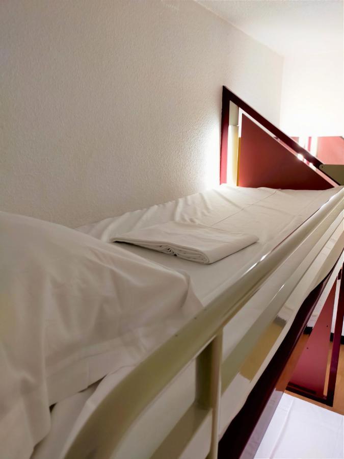 Hotel Thania Frontignan ภายนอก รูปภาพ
