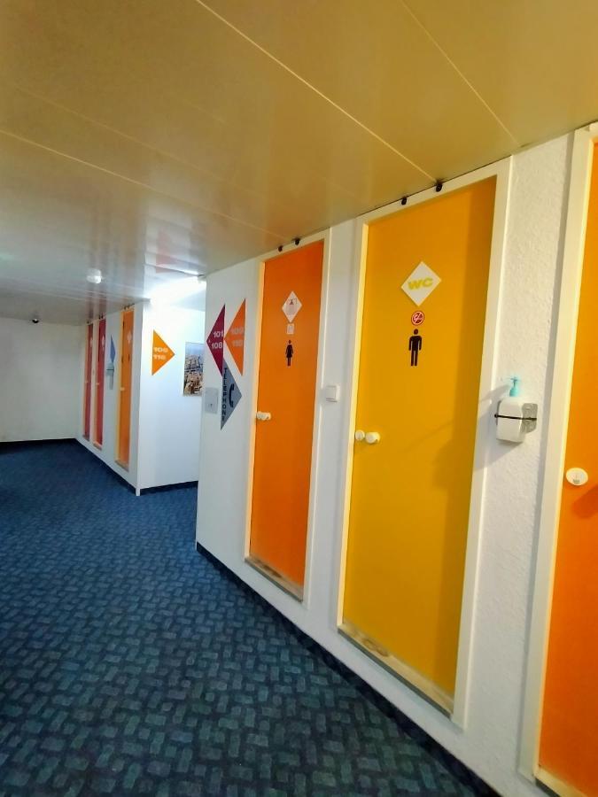 Hotel Thania Frontignan ภายนอก รูปภาพ