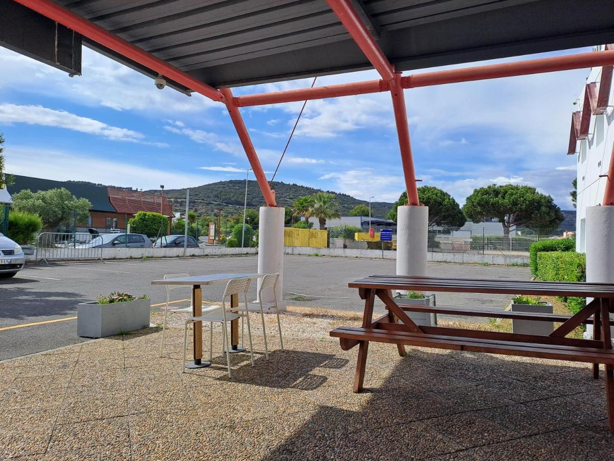 Hotel Thania Frontignan ภายนอก รูปภาพ