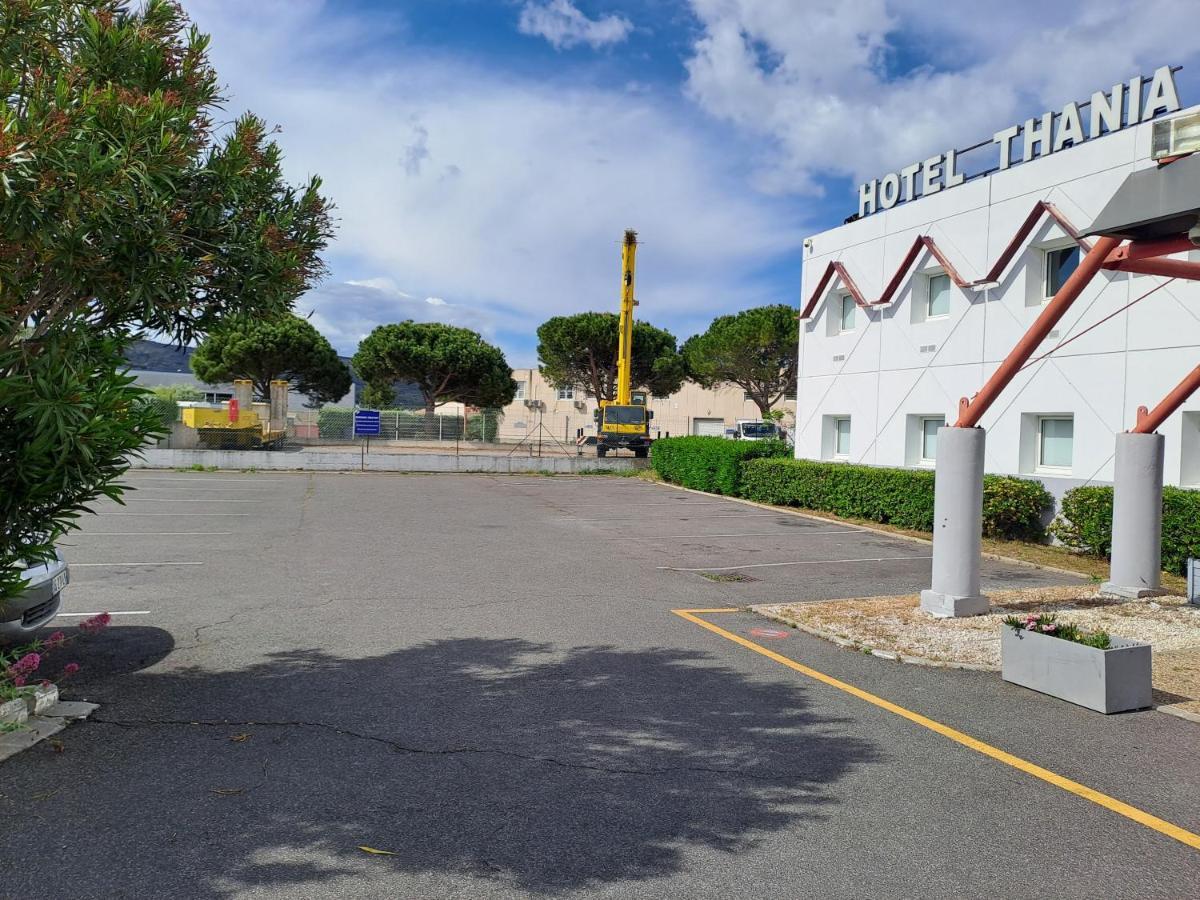 Hotel Thania Frontignan ภายนอก รูปภาพ